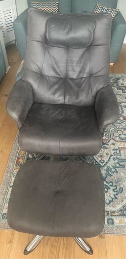 Recliner chair with Footstool