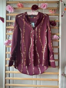 blouse Bnwt burgundy print tunic style blouse size 10 Bnwt