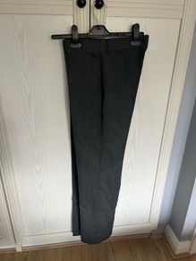 Grey school trousers size 13-14 years (164 eur)