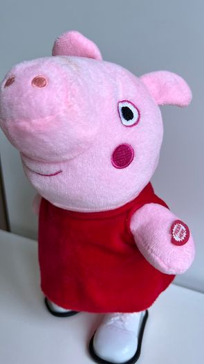 Unique Peppa Pig Walking Toy (plays Peppa Pig theme song)
