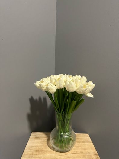 Beautiful real looking white faux tulip bouquet with vase