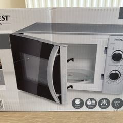 Can be delivered anywhere around Dublin.....Brand new silvercrest microwave 700w