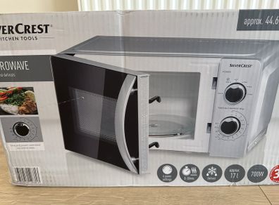 Can be delivered anywhere around Dublin.....Brand new silvercrest microwave 700w