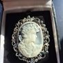 Vintage Cameo Brooch Image 5