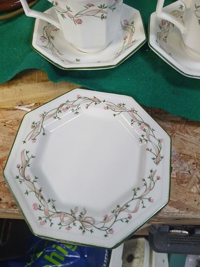 Tea set