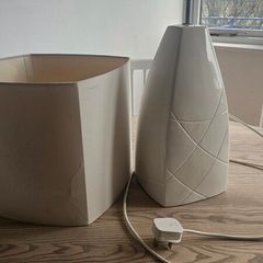 Belleek lamp