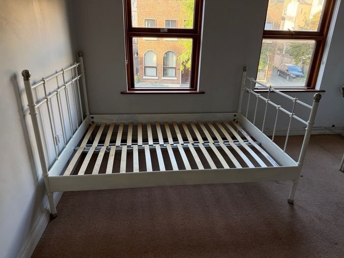 king bed