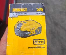 DeWalt 5 ah battery