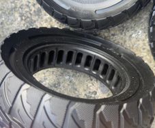 Solid tires for electric scooters