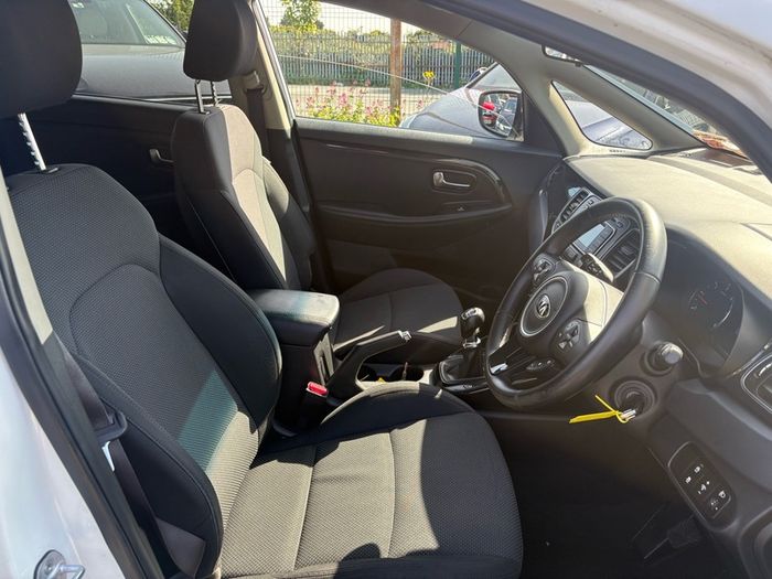 2016 Kia Carens EX 1.7L Diesel New NCT Low Miles