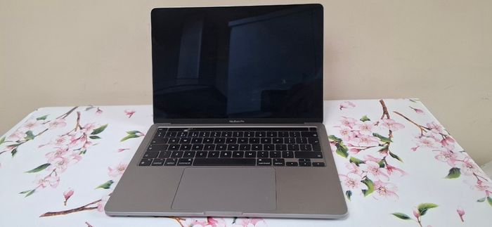 Macbook Pro M1 (Read Description)