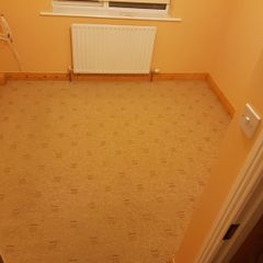Used clean bedroom carpet,in good condition, see carpet size below