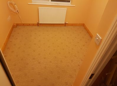 Used clean bedroom carpet,in good condition, see carpet size below