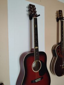 Oakman acoustic guitar