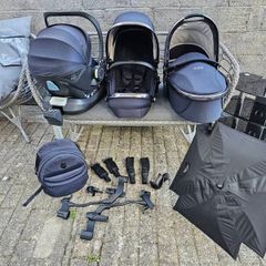 Egg 2 Luxury Special Edition Travel System in Cobalt (Navy)