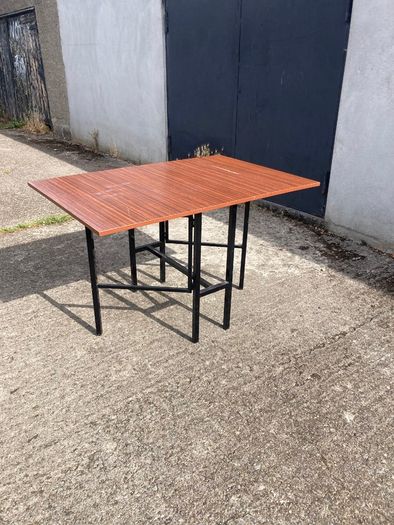 Gate Leg Table - Drop Leaf Table