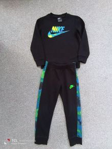 boy's Nike tracksuit. Age 5/6