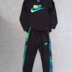 boy's Nike tracksuit. Age 5/6