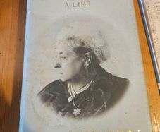 Victoria  A Life.  By A.n.wilson. First Edition Hardback With Dustjacket In Good Condition. See Photos For Same.