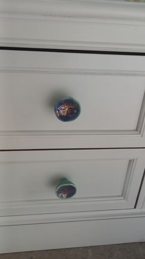 Chest of drawers