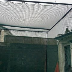 Freestanding golf cage with net