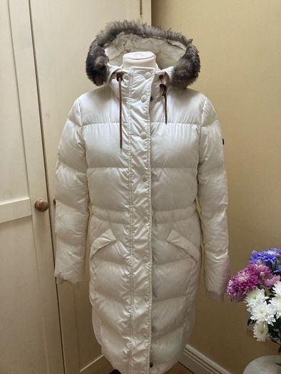 Coach Padded Coat ( cream ) with hood and fur trim ( which can be removed) Size S