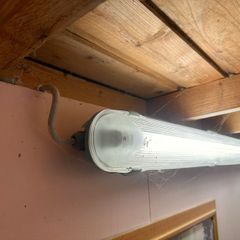 5 foot batten lights x 3 working fine.