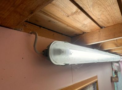 5 foot batten lights x 3 working fine.