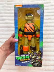 Teenage Mutant Ninja Turtles TMNT Totally Turtles Mutant XL Michelangelo Action Figure approx. 27 cm. Damaged Box Please see photos
