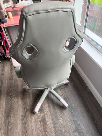 Pink & Grey gaming chair