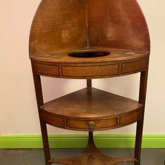 Georgian corner washstand