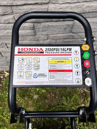 Complete Professional Pressure Washing Kit: Honda Washer, Surface Cleaner, Hoses & Accessories (Like New)