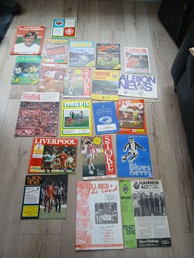 football program lot all Liverpool fc related