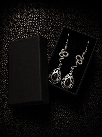 Vintage 925 Sterling Silver & Colour Changing Amethyst Witchy Gothic Snake Earrings
