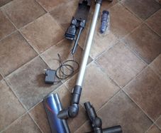 Dyson V6, fully serviced, new battery.