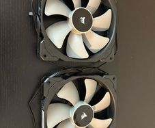 Corsair 140mm fan