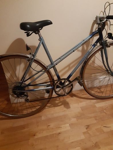 ladies raleigh racer bike