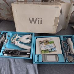 Boxed Wii, 2 controllers and Wii Sports