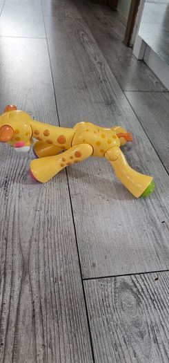 Fisherprice Click Joint Wildife Giraffe Sensory Textured Feet Moving Neck Head