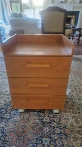Chest of drawers on wheels