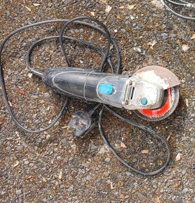 electric angle grinder