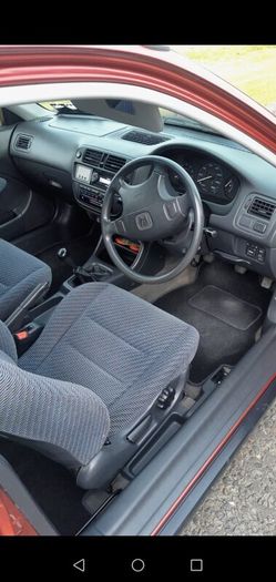Honda Civic 1.5i LS VTEC