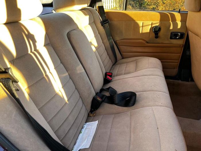 Saab 900i