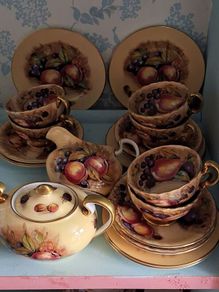 Aynsley "Orchard Gold" teaset