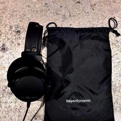 beyerdynamic DT-880 Pro Black Edition Headphones