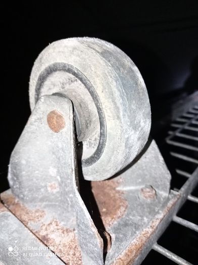 Swivel castor wheels 360 degrees
