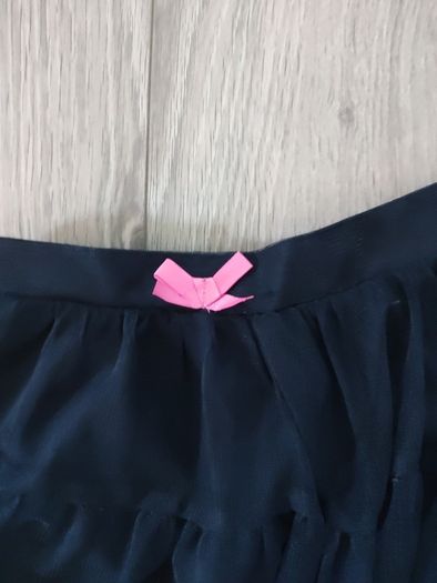 Navy Tutu style skirt age7/8