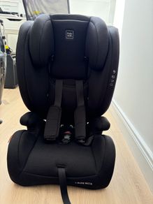 Carseat (like new)