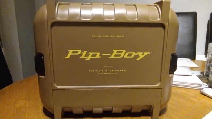 Fallout 4 Pip Boy collectors issue
