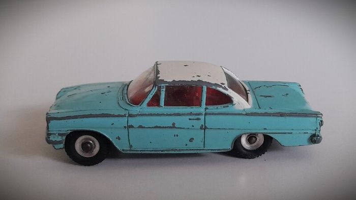 Diecast Vintage Dinky Toys Ford Consul Capri - Fair to Good Original Condition/No Box